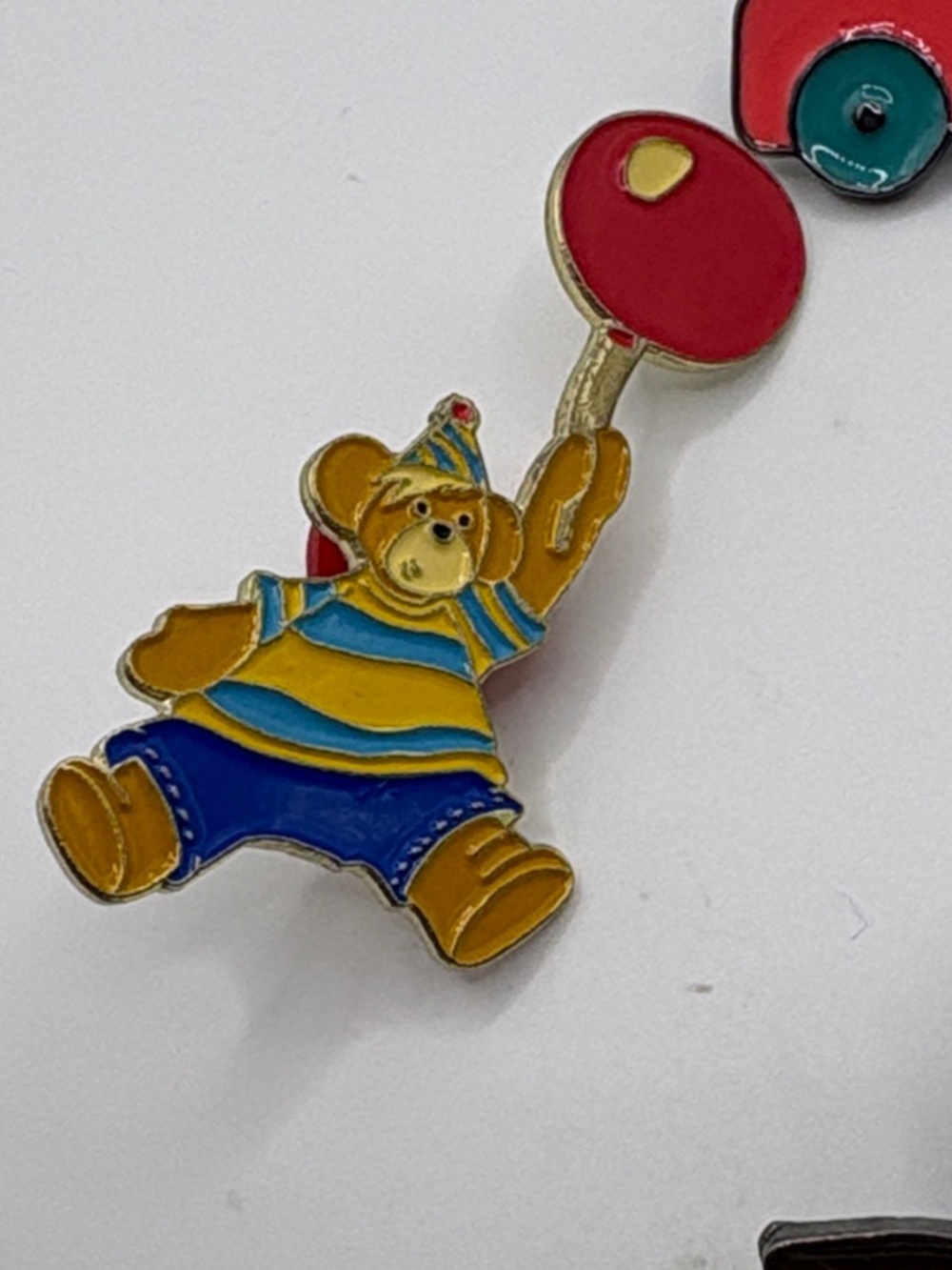 Build-A-Bear Enamel Pin Set - Red, Yellow, Cream, Teal, Blue 4 pin bundle - Picture 3 of 8